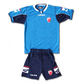 Plavo-teget komplet dres i šorc Legea