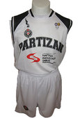 Dečiji KK dres + šorc replika sa sezonu 2009/10 