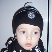Kids wollen cap FC Partizan 