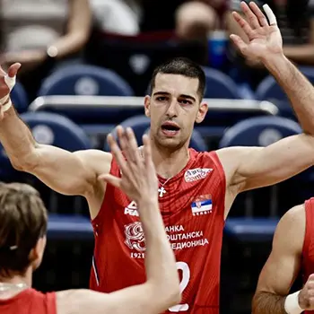 Peak muški dres odbojkaške reprezentacije Srbije 2025/26 - crveni - sa štampom