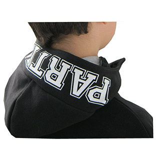 Dečiji duks sa kapuljačom Dečiji duks sa kapuljačom