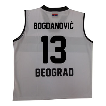 Beli dečiji komplet Bogdanović (replika dresa sa štampom + šorc) KK Partizan Beli dečiji komplet Bogdanović (replika dresa sa štampom + šorc) KK Partizan